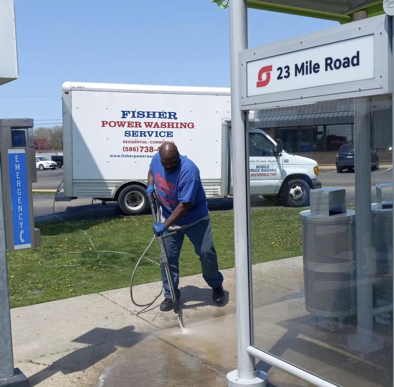 Commerical Sidewalk Action Shot-United Mobile Power Wash & Pressure Washing Services_Commercial_Southfield Michigan_145