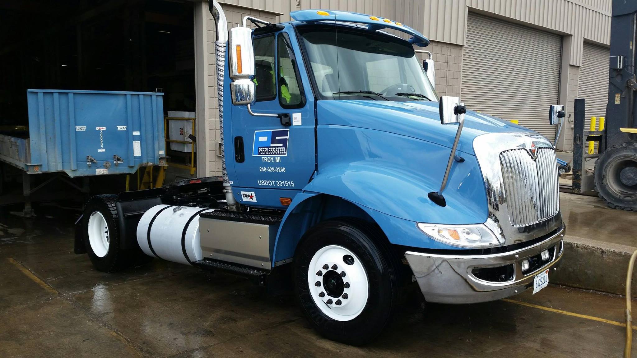 After Semi Truck & Fleet Washing_United Mobile Power Wash & Pressure Washing Services_Commercial_Southfield Michigan_24